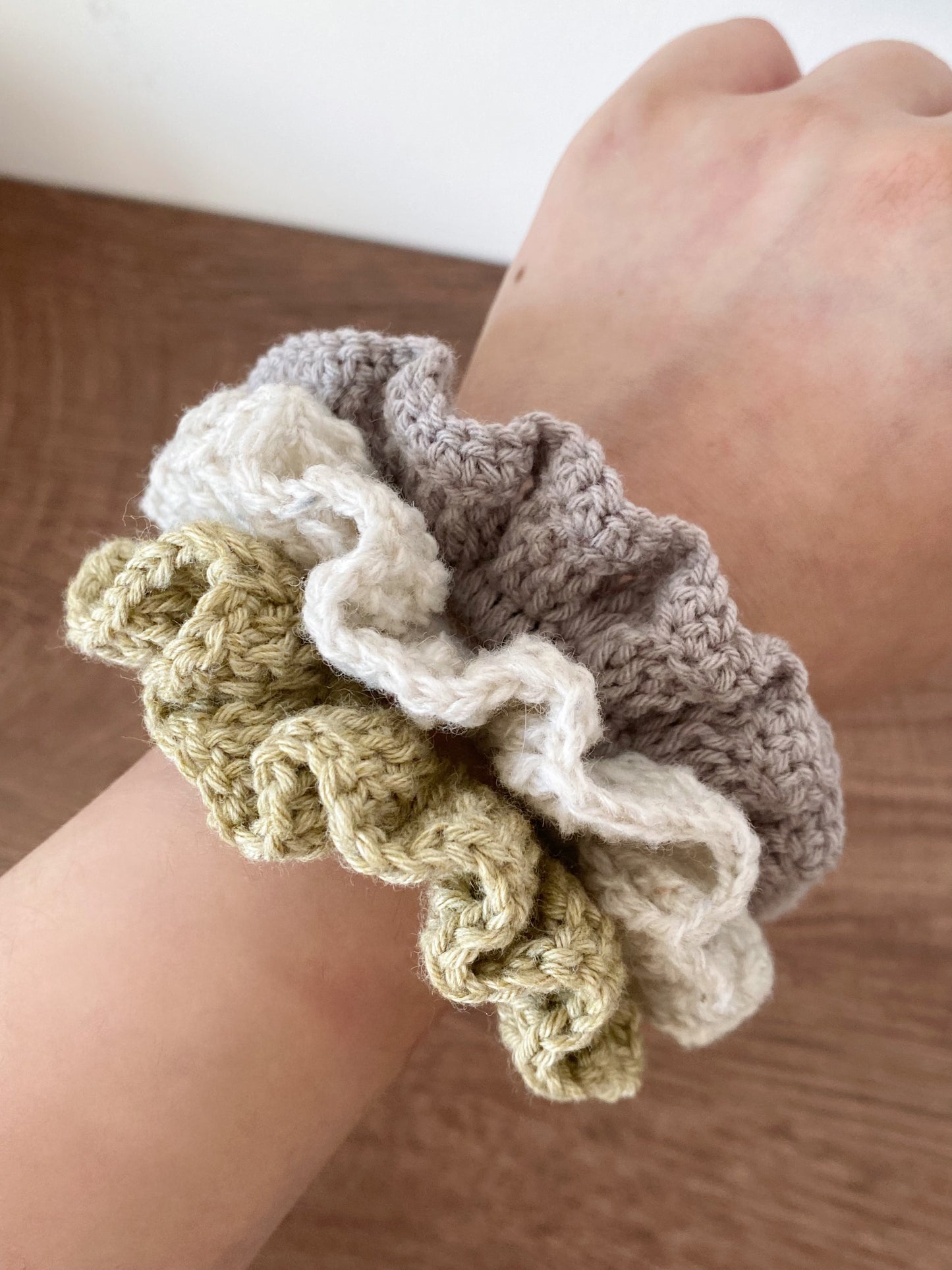 Classic Crochet Scrunchie (3 Colors)