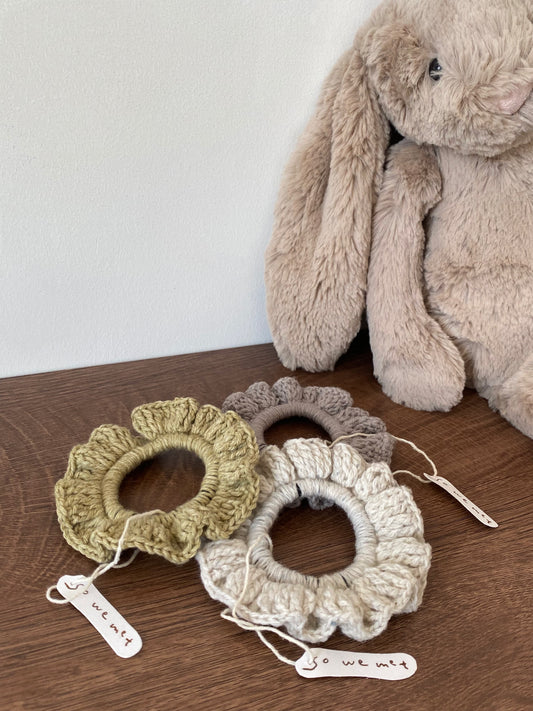Classic Crochet Scrunchie (3 Colors)